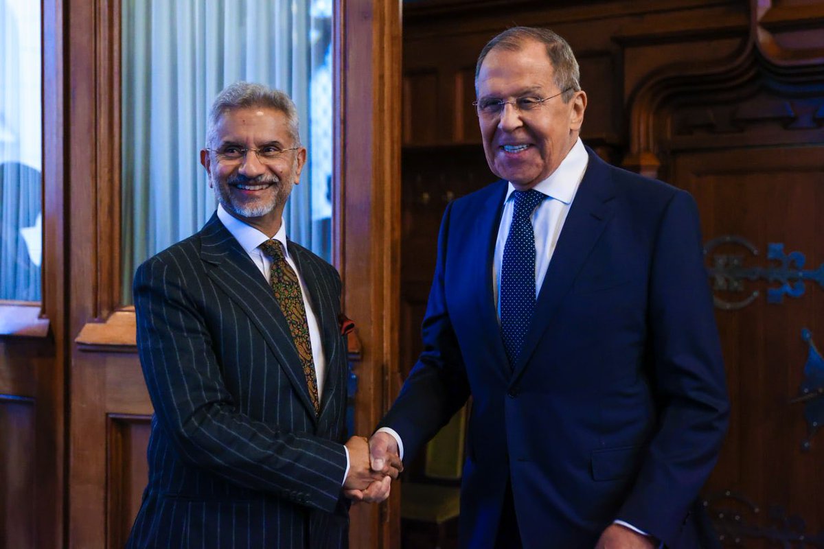 Russia in India 🇷🇺 (@rusembindia) on Twitter photo 🇷🇺🤝🇮🇳 On December 27, 2023, negotiations between #Russia’n Foreign Minister Sergey Lavrov and #India’n Minister of External Affairs <a href="/DrSJaishankar/">Dr. S. Jaishankar</a> will be held in Moscow. 🇷🇺🤝🇮🇳 On December 27, 2023, negotiations between #Russia’n Foreign Minister Sergey Lavrov and #India’n Minister of External Affairs <a href="/DrSJaishankar/">Dr. S. Jaishankar</a> will be held in Moscow.