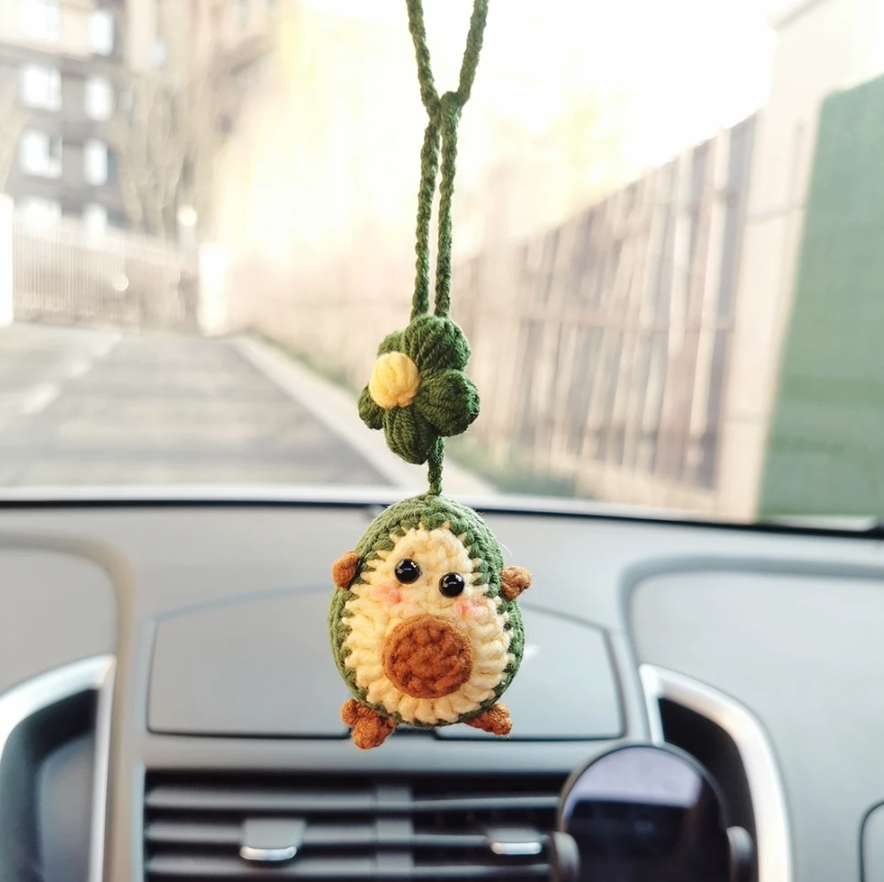 catmemesonly's tweet photo. I wish I was a crochet avocado, no school, no work, just looking cute all the time ❀◕ ‿ ◕❀ https://t.co/dSmfXEbUNl