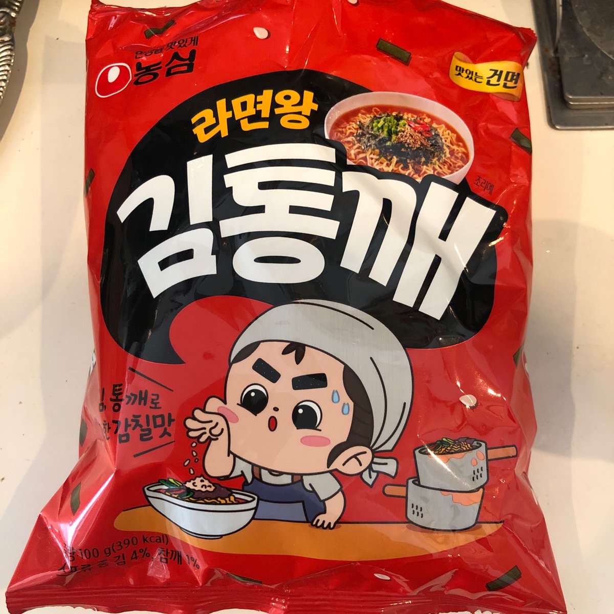 eats_tokyo's tweet image. ラーメン王 キムトンケ 海苔ラーメン
#農心 #nongshim #cheatfood #instantnoodle