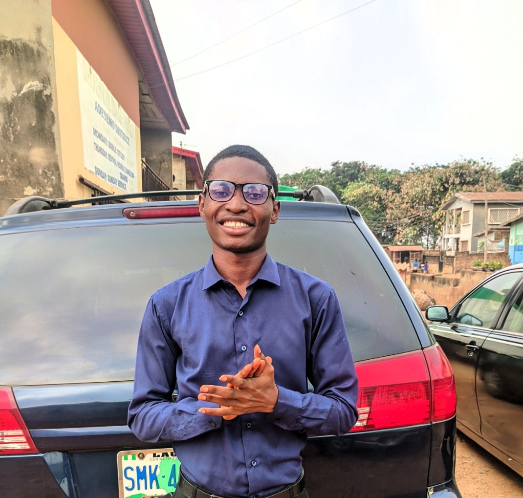 essang_matthew's tweet photo. These past days has been wonderful with #GCKEmmanuel 

We didn't camp but it was a wonderful experience throughout.  Today's impact program got us pumped. Elevated Eagles! God so bless our Daddy!

Season's greetings, Fam! ❤️🤗
#GCKinLagos
#GCKImpact #GCKEmmanuel #DLConversations https://t.co/0N38q1nHny