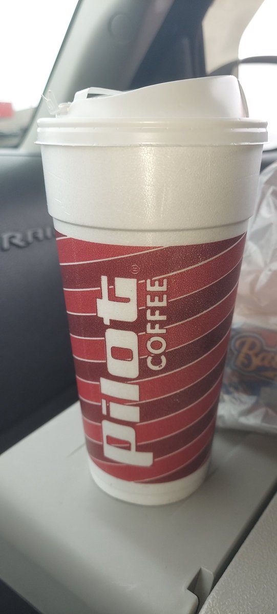 da_minister13's tweet photo. Maan, these folks have some bourbon pecan coffee ☕️ up in here & let me tell you 🔥🔥🔥
#RoadTalez
#OnDaRoadAgain https://t.co/QRHsPEgYax