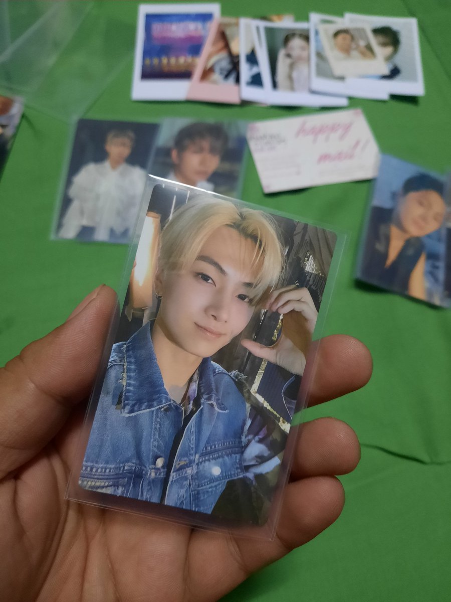 hector_clark02's tweet photo. Thank you po, HeeJayHoon PC❤️💚💙 delivered safely, good condition, very accomodating seller, items shipped fast and well package &amp; also thank you so much for the freebies, Godbless po🙏🥰🧡🍊

@jongsapark | #fromjongsa https://t.co/ng2sLnBHzB