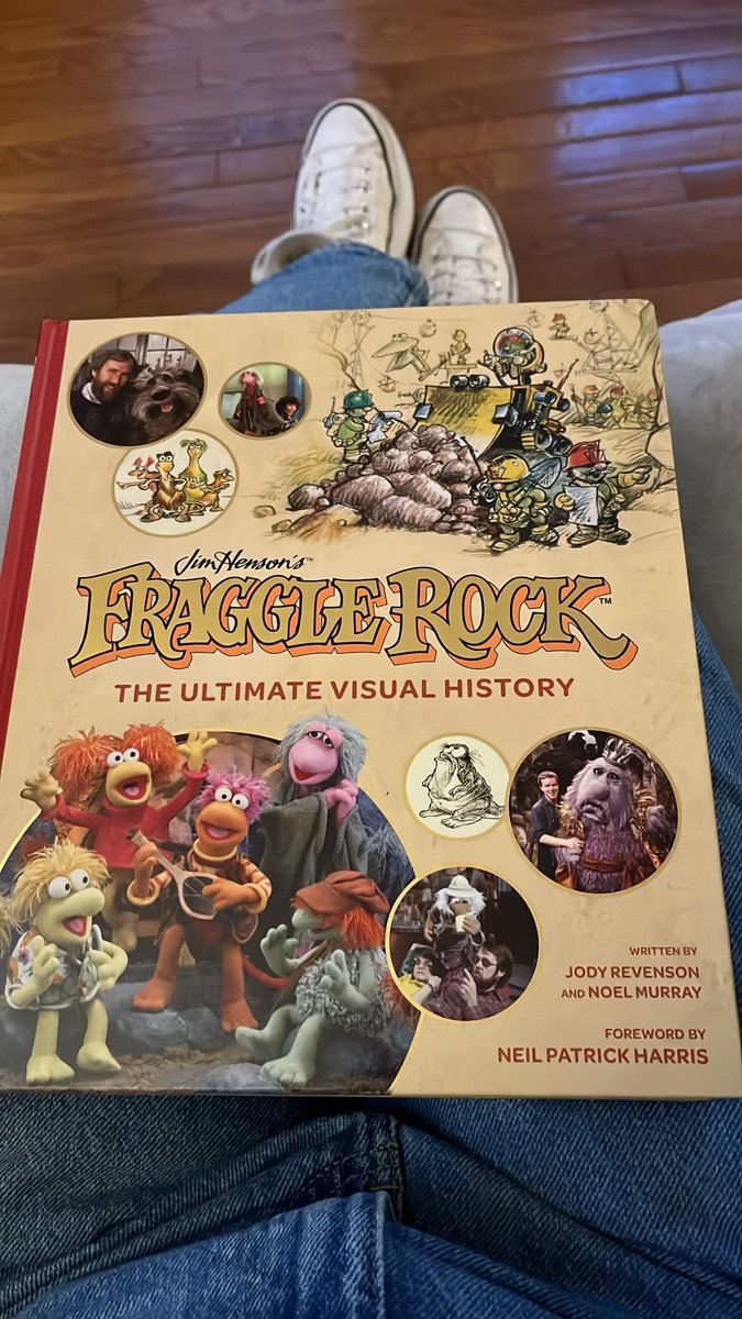 sapphicinephile's tweet image. i am becoming the most annoying and happiest version of myself &amp;lt;3 #muppetwt