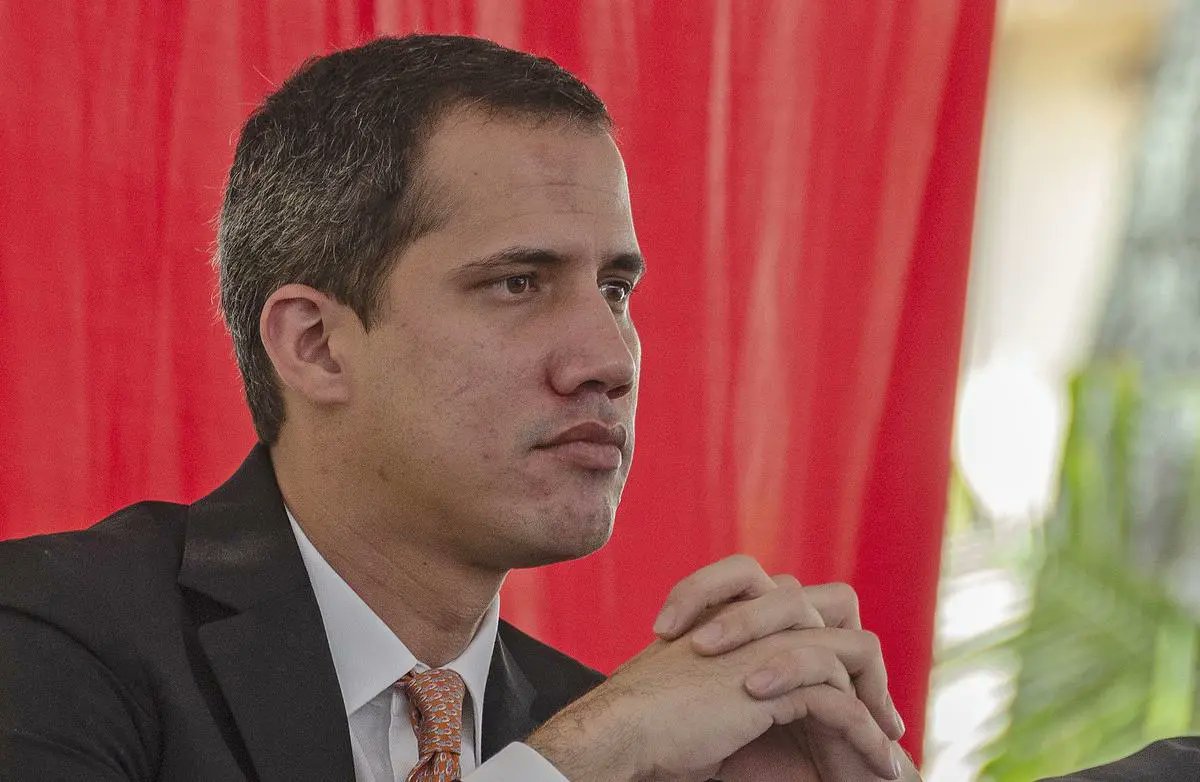 enriquelop's tweet photo. Guaidó, a ND: «Me atacan con su maquinaria de propaganda para desmoralizar a la oposición»    https://t.co/ySFAF36a45 https://t.co/kQ7Bqt7zFh