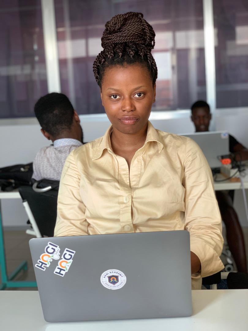 andikamagazine's tweet image. #Flashback2023

Meet Aline Joelle Nduwindavyi, the impressive website developer at @hogitugende 

Aline Joelle Nduwindavyi holds a software engineering degree. She is a  third born in a family of five. She is passionate about learning something new everyday. Joelle likes  playing…