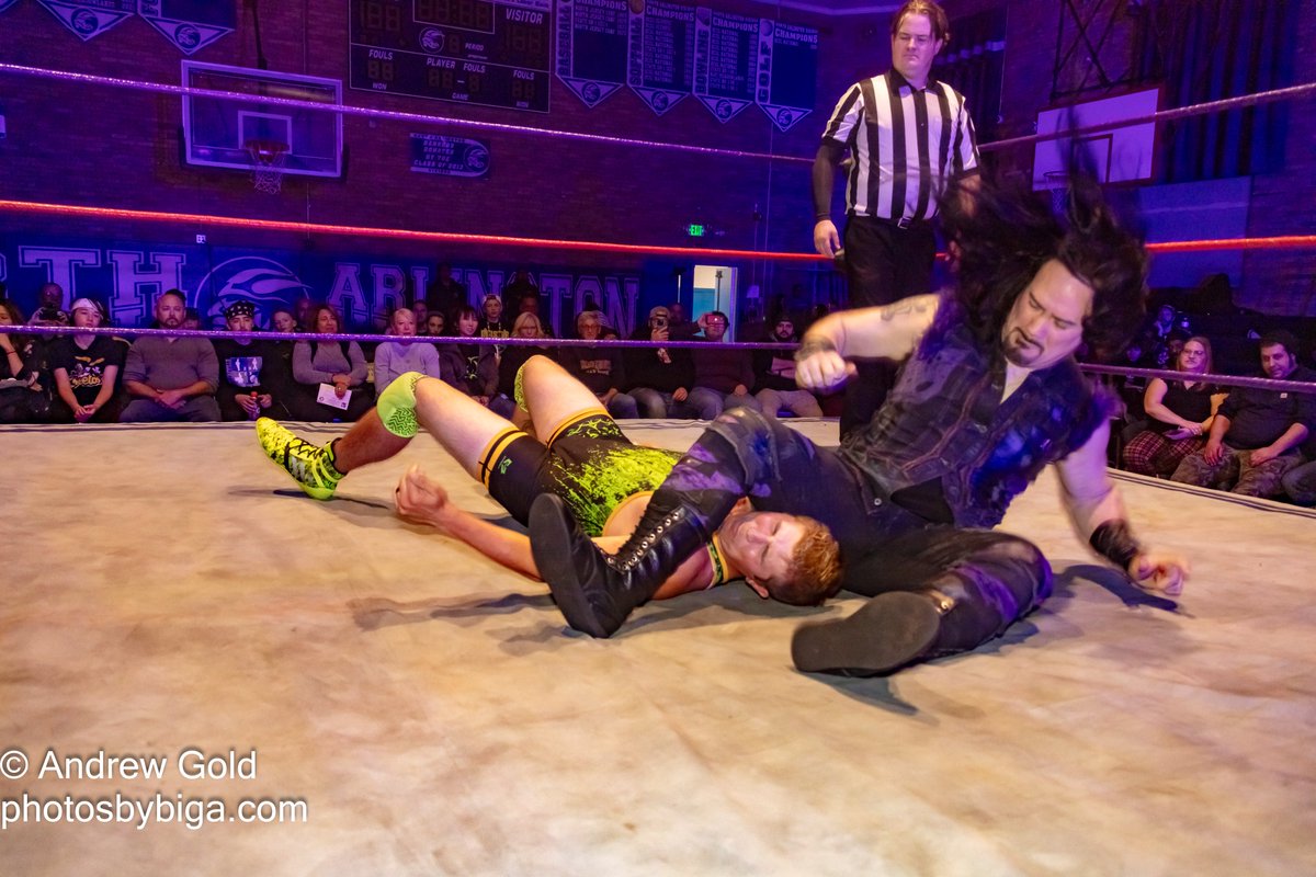 DarkOracleSage's tweet photo. .@DarkOracleSage @WrestlingIWF @biga614 #wrestling #prowrestling #lucha #luchalibre #wwe #roh #nxt #aew #legdrop #nj https://t.co/DVfWij56Ly