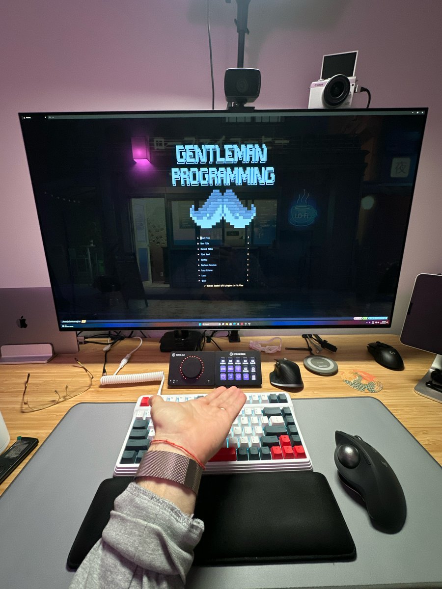 G_Programming's tweet photo. 🚀🌟 
Hoy revisión de #Portfolios.

22:00 (España)

18:00 (Arg, Chi, Bra, Par, Uru)

17:00 (Dom, Ven, Cub, PR, Tri, Bol)

16:00 (Col, Per, Pan)

15:00 (Mex, CR, Nic, ES, Hon, Gua, Ec)

¡No se pierdan la experiencia en Gentleman Programming !🔗🎉

#SuperStream #ResumenTwitch https://t.co/HQ5yXY7hZl