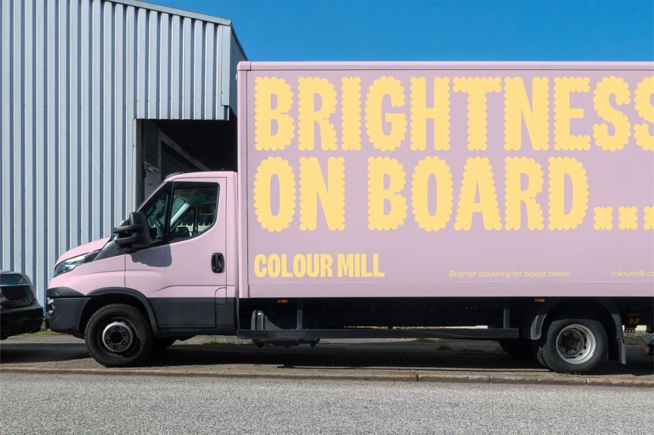 KayandPartners's tweet photo. Graphic design evolves constantly with global turmoil accelerating trends. Creative Boom highlights eight anticipated 2024 trends from industry experts. https://t.co/WHg5KAP8E9 https://t.co/H2Ywix8fyV