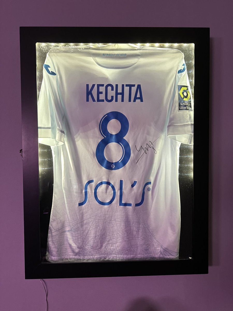 ba_biboune's tweet photo. Merci papa Noel 🎅💙😍 @HAC_Foot
#HAC #Kechta https://t.co/orkjM5vU2z