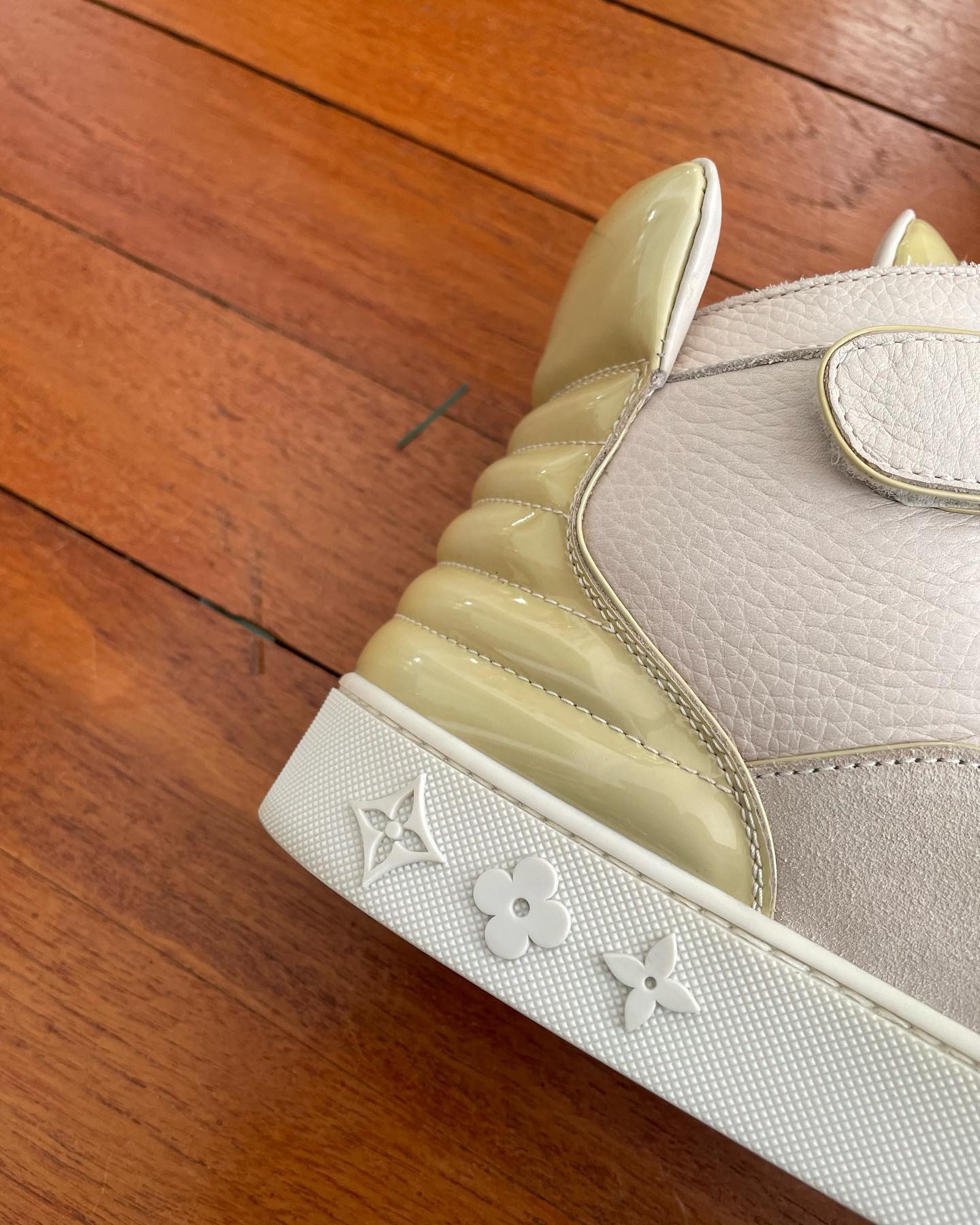 Louis vuitton yeezy clearance jasper