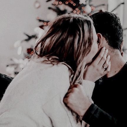 THATWHITEWCLF's tweet photo. ⠀⠀⠀   𝐢𝐧𝐬𝐭𝐚𝐠𝐫𝐚𝐦 

𝐣𝐚𝐦𝐞𝐬𝐛𝐚𝐫𝐧𝐞𝐬  another special christmas with my favorite people @eclipsedarcher 
            ⌂⠀⠀⠀⌕⠀⠀⠀⊞ ⠀⠀⠀ ◌ https://t.co/dnCjzk44uU