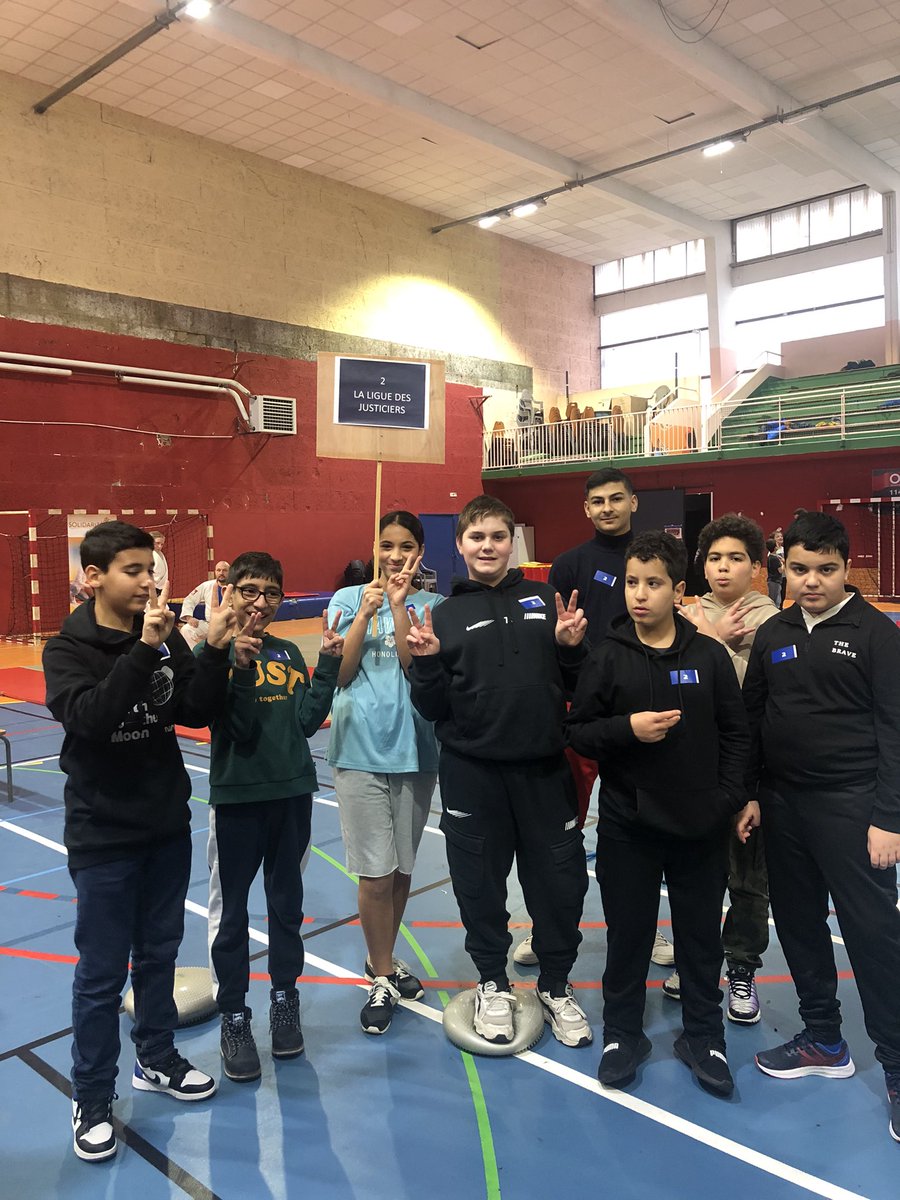 Les élèves du dispositif ont participé à un événement #inclusif, solidaire et #multisports en faveur des élèves #extraordinaires: CAP sur l’HANDI by <a href="/AspttMetz/">ASPTT METZ OMNISPORTS</a>. Ils ont testé des sports inédits comme le floorball ou le padel et ont renforcé leur cohésion d’équipe.