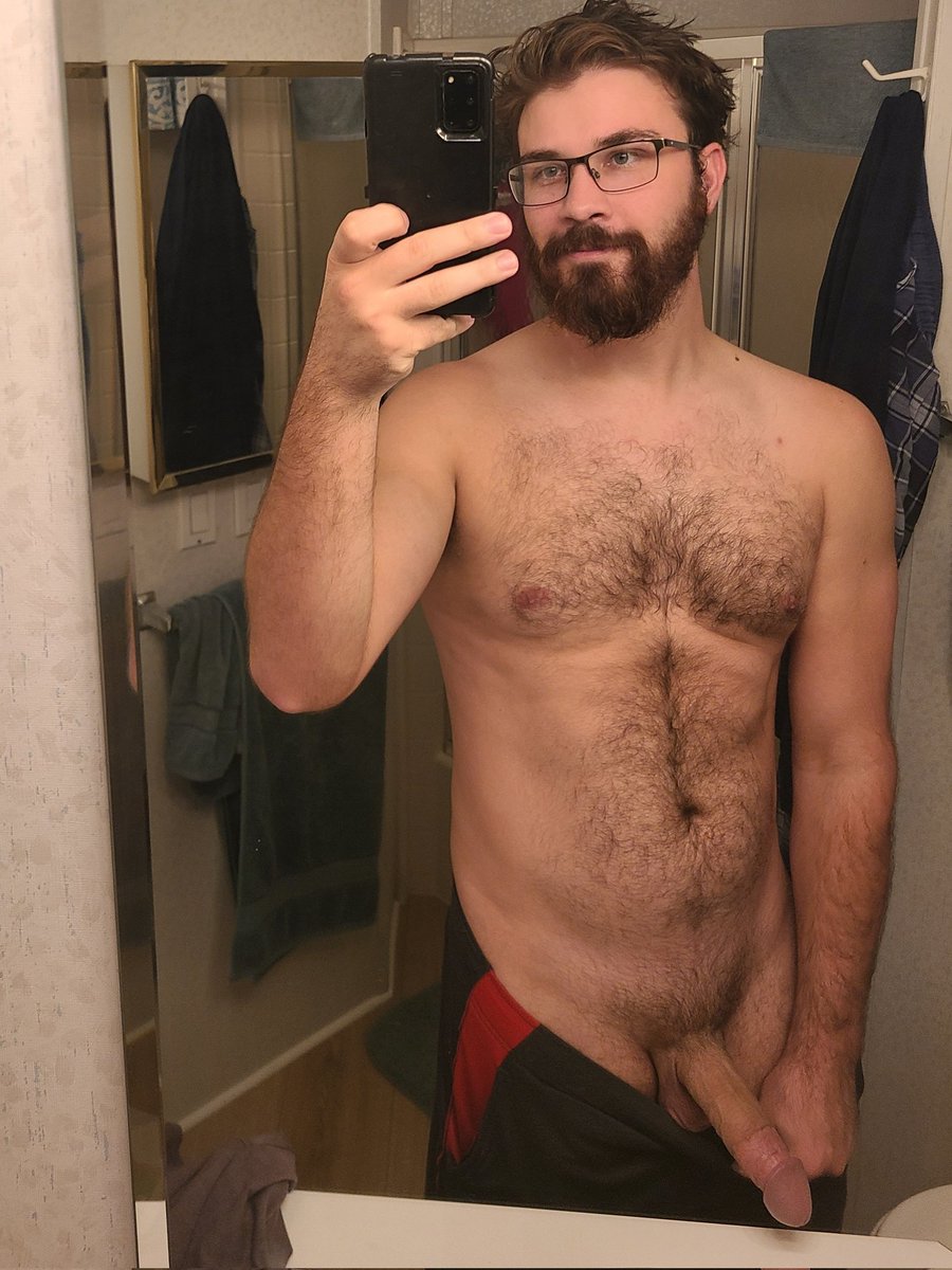 DecherdRutt's tweet photo. Got sick, and holiday travel happened. Have some of my cock for being patient. https://t.co/hqz2FyzXT1