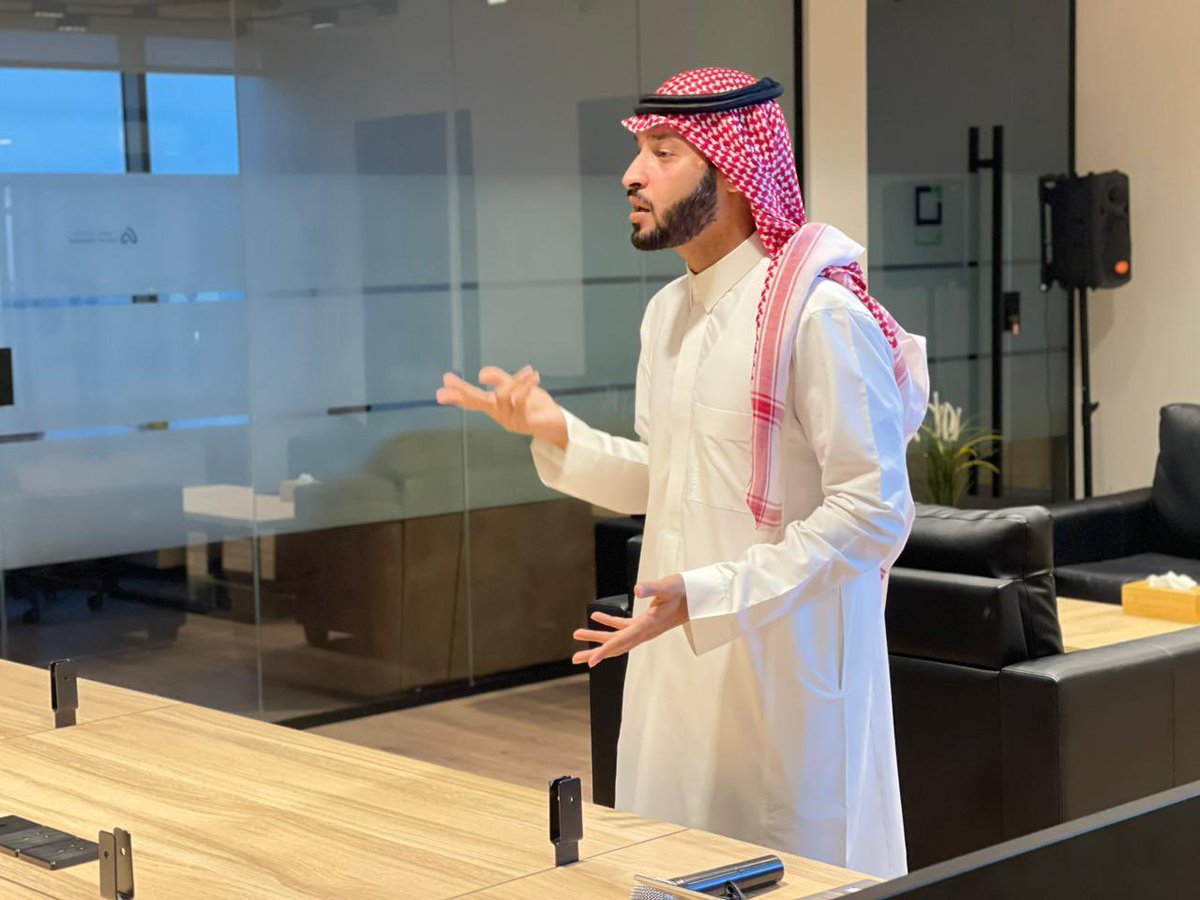 نادر العتيبي tweet media