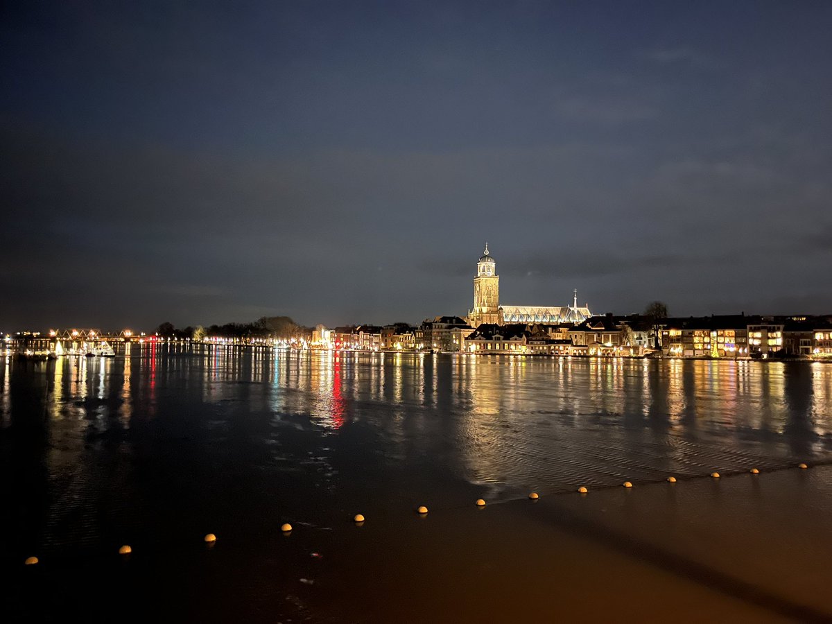 Sylvia Otten tweet media