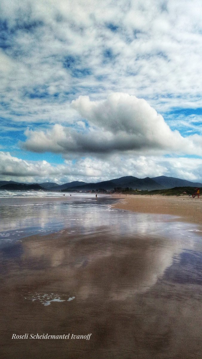 Walking on the clouds! 💙☁️👣
#StormHour #ThePhotoHour 
#photography #NaturePhotography 
#nature #clouds