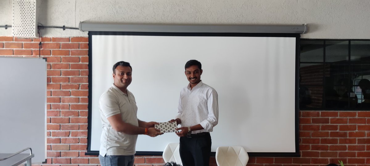 LaravelSurat's tweet image. #LaravelLive Surat Dec chapter was a knowledge-packed experience at @WibesCoworking.🚀
@gauravmakhecha delivered an insightful talk on awesome Laravel tools.🙌
Thanks to @LaravelRajkot team for making it a collaborative learning experience!💡
@LaraconIN @laravelphp #LaravelSurat
