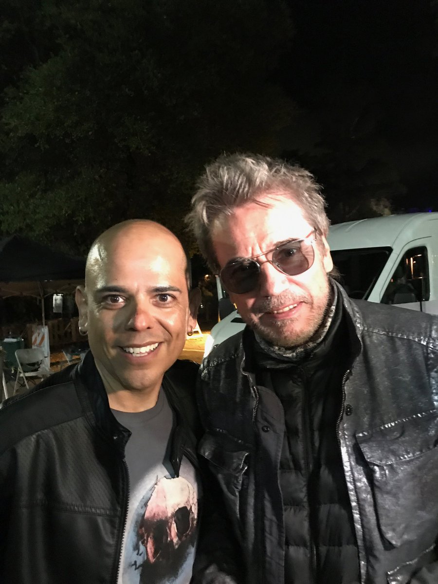 circuit_slave's tweet photo. @jeanmicheljarre @W9 I couldn’t get in on VRROOM!  It wouldn’t let me in after downloading assets 😩!  Glad I got to see you in reality Maestro!  Please come back to the USA!!! 🇺🇸 https://t.co/h2pHUdds2W
