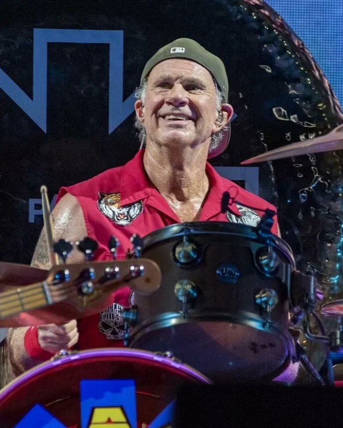 ChiliPeppersArg's tweet image. Hace exactamente un mes, volvíamos a ser muy felices !

Cual fue tu momento favorito de la segunda noche de Red Hot Chili Peppers en Argentina? 🇦🇷♥🌶