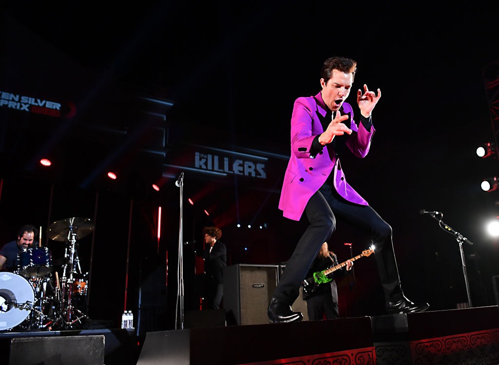 The Killers' new four-minute track incorporates ’80s synth pop and New Wave flourishes, with singer Brandon Flowers crooning over the pulsating beat. Listen: rollingstone.com/music/music-ne…