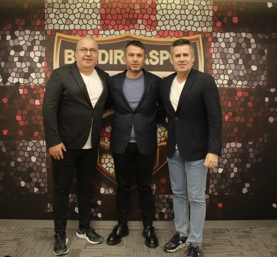 İletişim danışmanlığını yaptığımız Teknik Direktör Hüseyin Eroğlu, TFF 1. Lig kulüplerinden Teksüt Bandırmaspor ile 2024-2025 sezonu sonuna kadar sözleşme imzaladı. @tdhuseyineroglu ve @Bandirmaspor 'a başarılar dileriz.