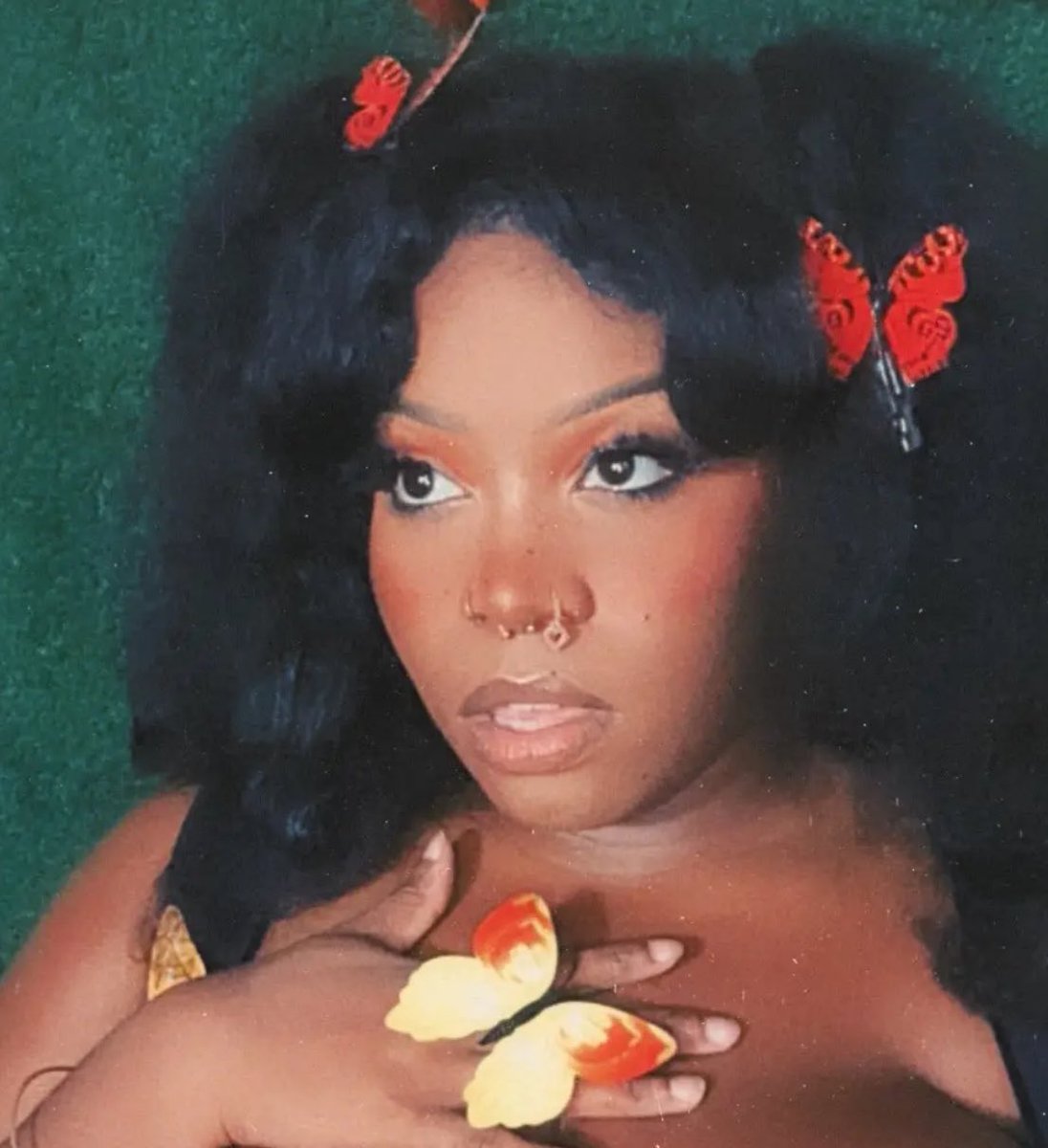 _benjvmins_'s tweet photo. https://t.co/xEpzlaRNLS

my friend lost EVERYTHING in house fire and is crowdfunding! She has a goal of $5000 to get back on her feet but anything helps! please share this post and donate if you can. https://t.co/ALDLkdhccs