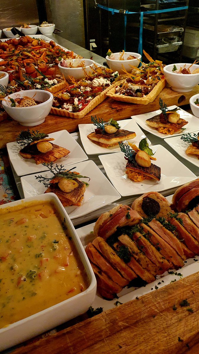 stephenbenn46's tweet image. Festivities done for another year offshore. Always enjoy the produce available to us and passing it on to the crew. @Millers_Larder the peryfit piccalilli was delicious and  enjoyed by all...thank you. @AngusandOink...Meat Tinsel Cheesecake...😋  Many thanks @BerrymanMoira