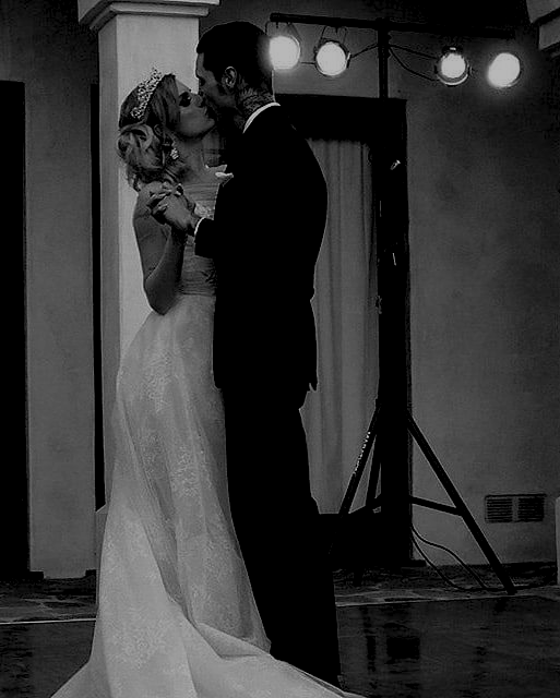 I will love u forever. 🖤
We got married! 🖤