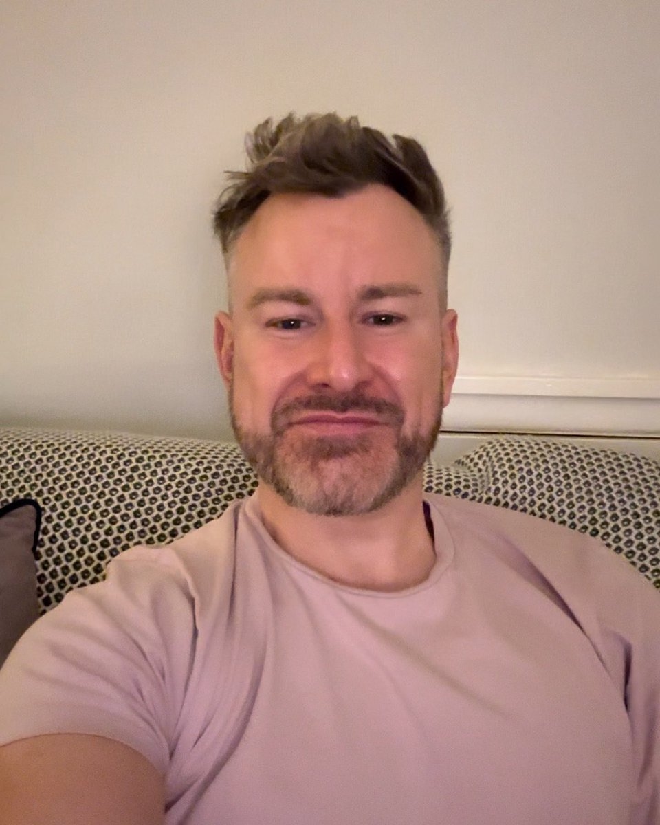 DMTSwimming tweet media