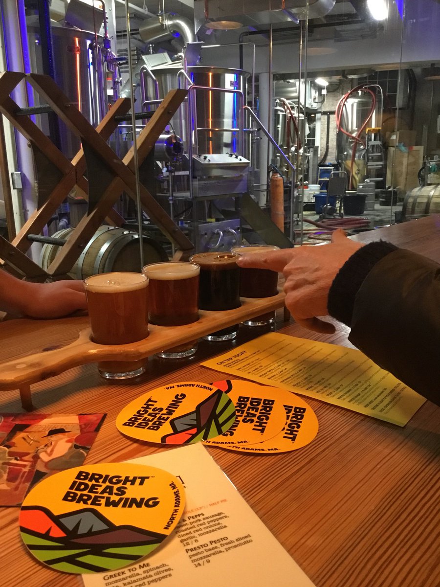 RealEstateCafe's tweet photo. 30 yrs ago, coalition of #BuyerAgents & consumer advocates launched a Moonshot
Reform #RECartel, deliver $10B (now $30B)/yr in consumer savings
#MLSpinSettlement will unleash $100M every month across MA
Use Full Moon to learn how to save your part over beer?
DM re #REonTap https://t.co/gFRwzIeVUg