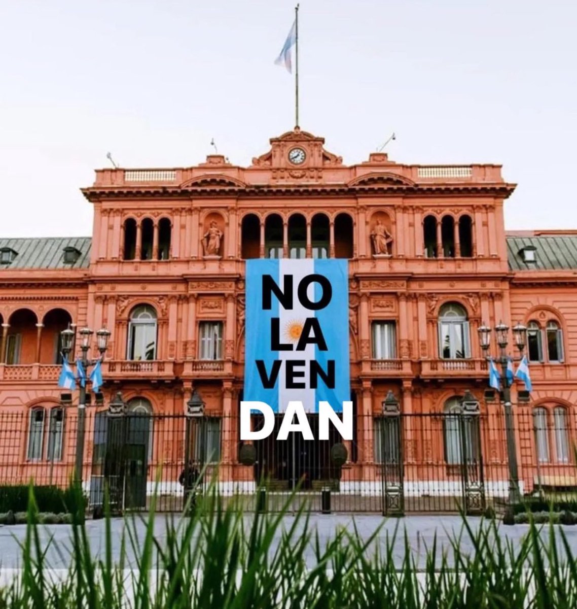 <a href="/JMilei/">Javier Milei</a> NO LA VENDAN !!