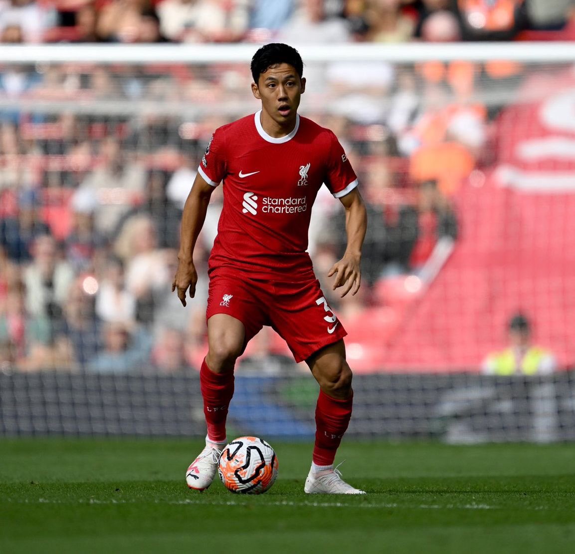 ÉL, ÉL y otra vez ÉL. Valentía y sacrificio, que jugador Wataru Endo.