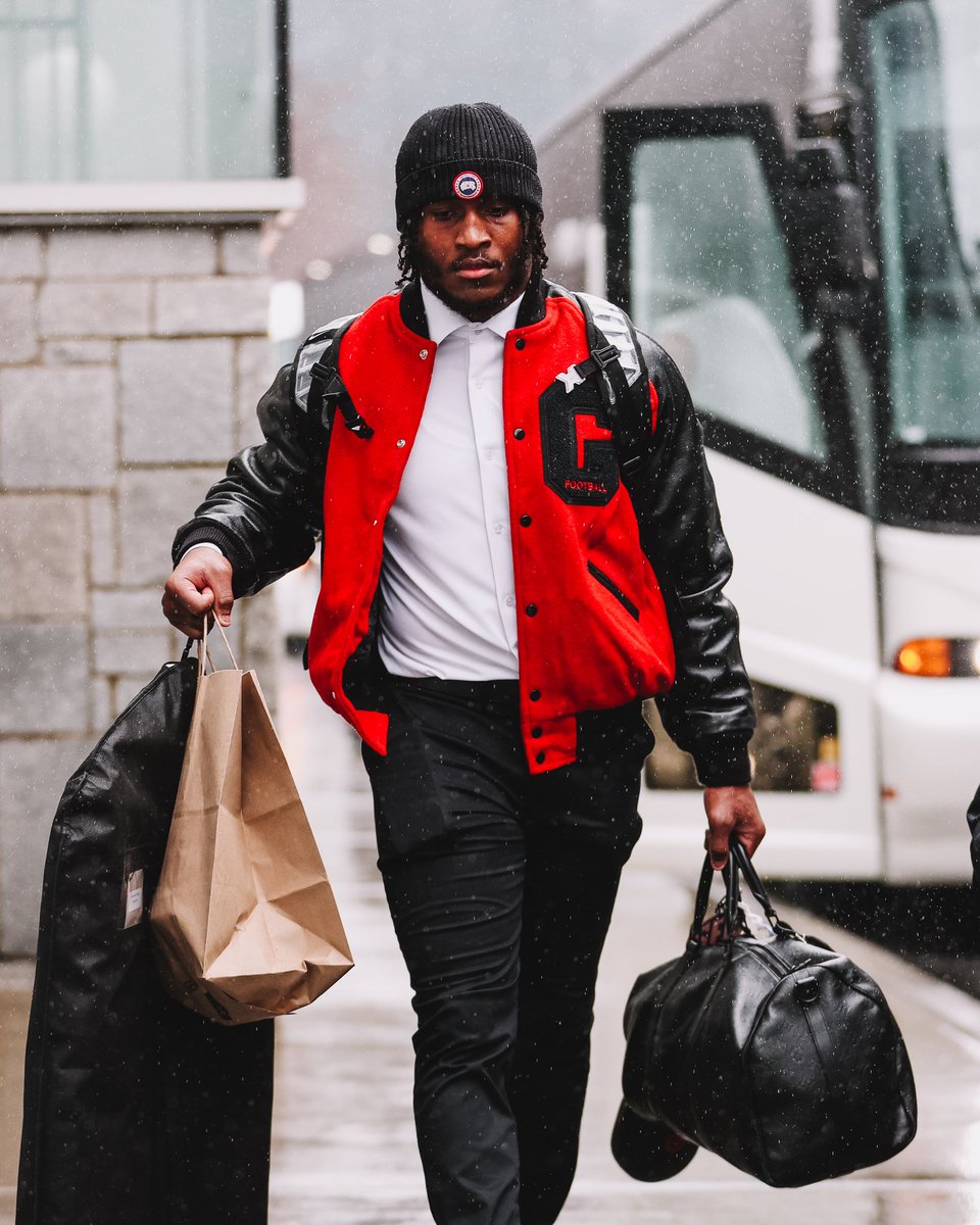 GeorgiaFootball's tweet image. On a mission 💼

#GoDawgs