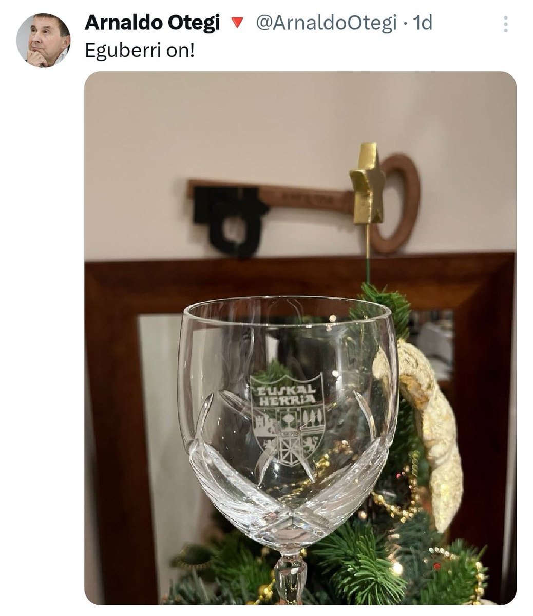 Alex Tuitero FAKE tweet media