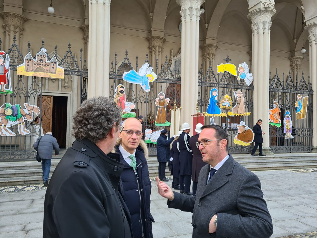 Mosca_Michele_'s tweet photo. Come da tradizione, anche stamattina ho partecipato alla cerimonia in onore di Santo Stefano, patrono della Città e della Diocesi di Biella. #SantoStefano https://t.co/LWmr0hPgUO