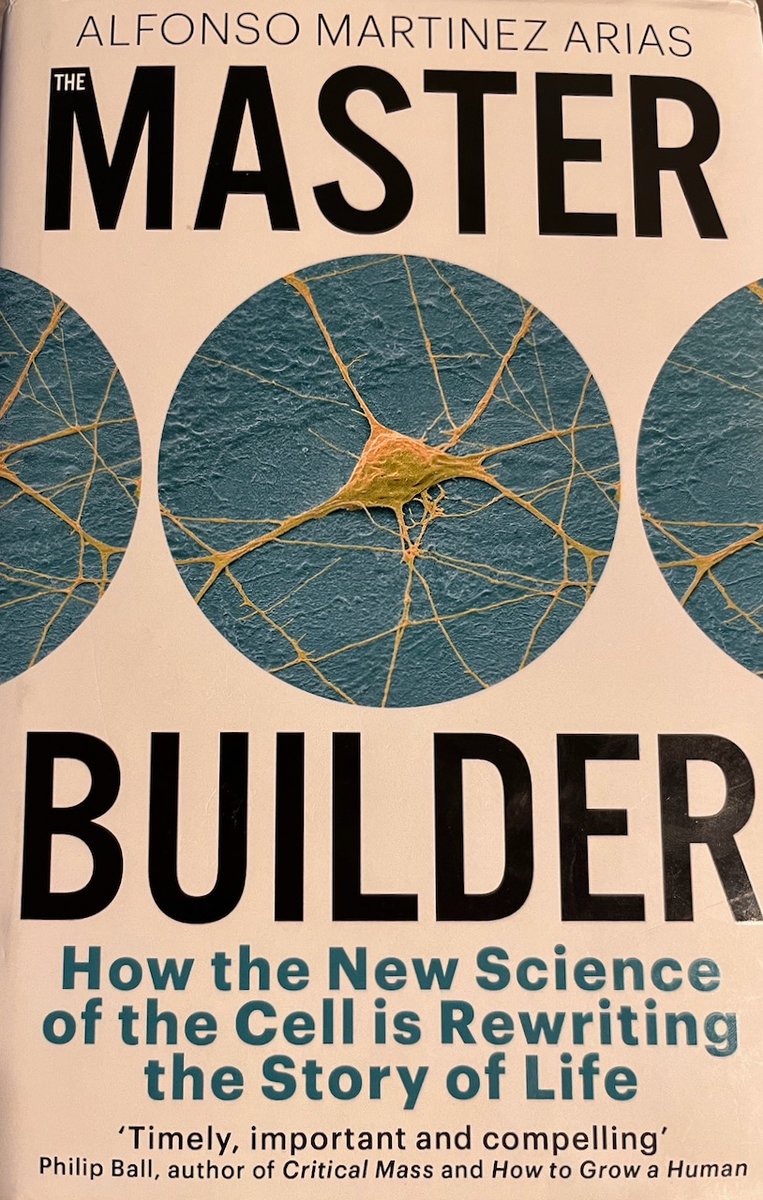 multicellgenome's tweet photo. 📚 Just finished "Master Builder" by @AMartinezArias - my top read of 2023 🌟 🧬🔬Illuminating, Riveting, Insightful. "The century that is now well underway is, and will be, the century of the cell". Amén! #ScienceReading #cell #scicomm https://t.co/V9UukaCE9O