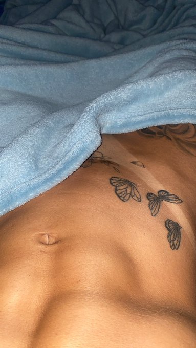 Hacemos video llamada ?  Pagos por PayPal paxum 3161506942 https://t.co/MuEy7JBU2A