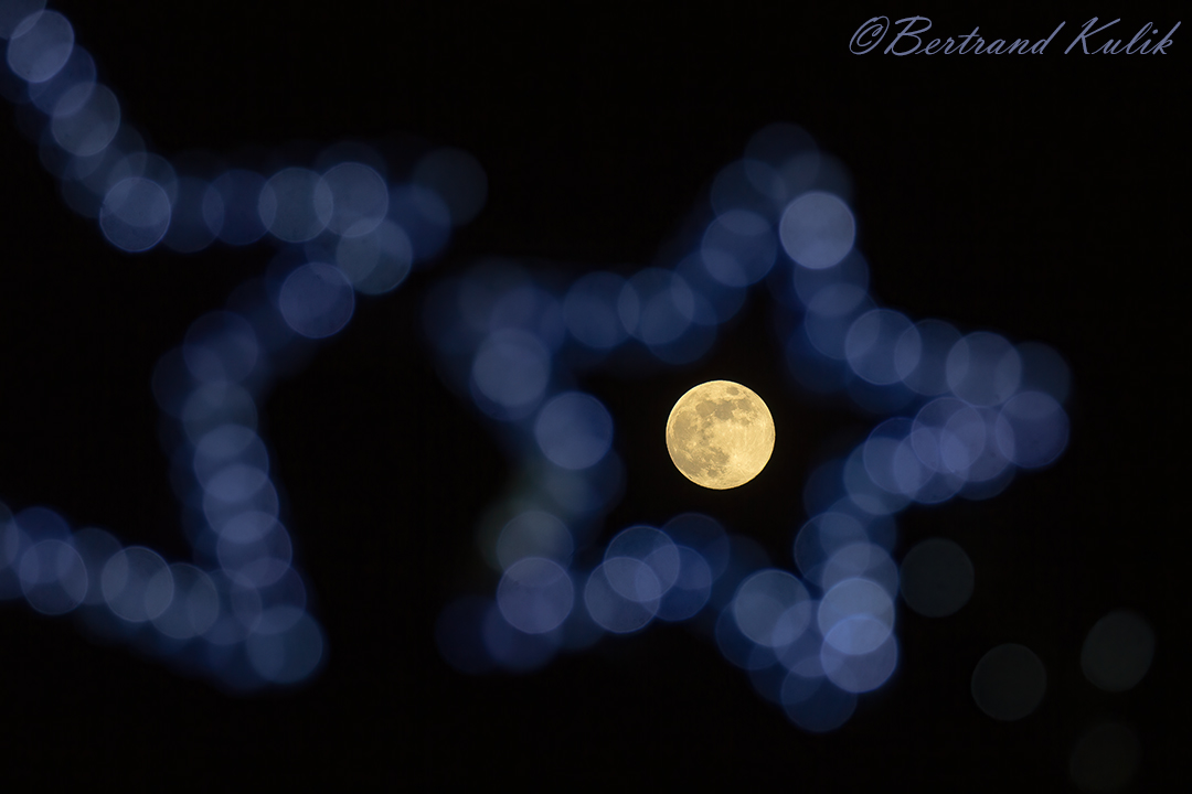 Lune de Noël #moon #love #night #astronomy #lune