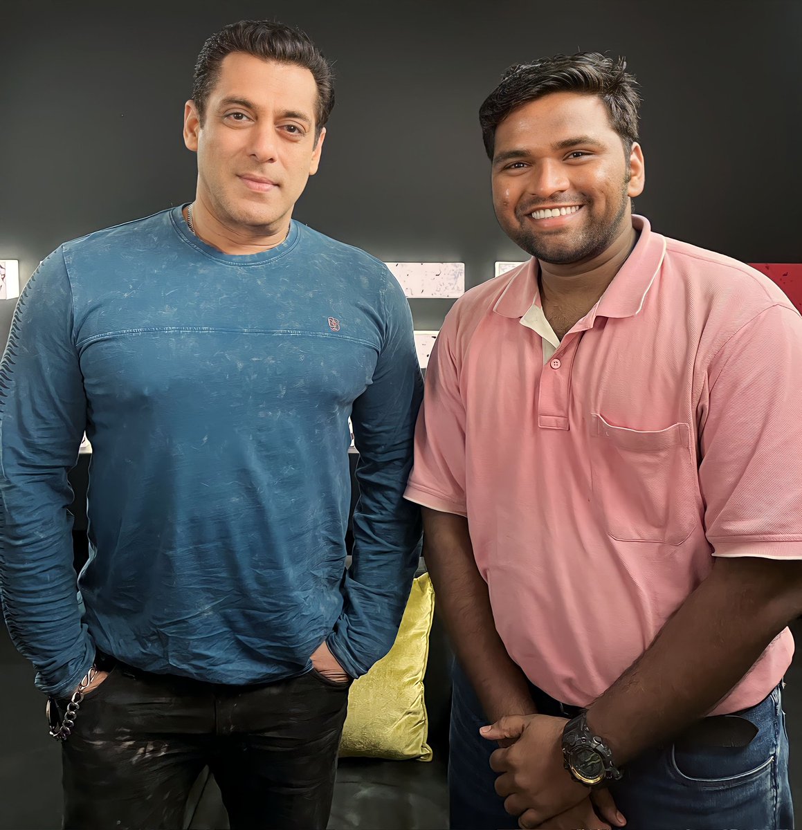 Wishing Very Happy Birthday to #TigerOfBollywood @BeingSalmanKhan Bhaijan, Golden Hearted Man, May God Bless & Multiply the fruits of your hands & Bless you with Great Health, Have a Blockbuster year as always - Warm Wishes by Team @FilmyTownn