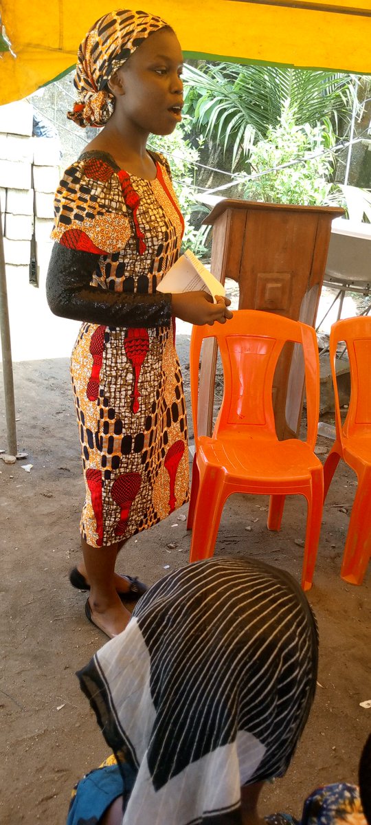 Eniifeayo's tweet photo. I almost didn't post day 3 of #DLDR23.
It was a wonderful day with the children, we had teacher's activity where we acted out the story of the birth of Jesus.
3rd frame.. my fellow children teachers and our baby Jesus ๐๐. https://t.co/yl0eE3q26B