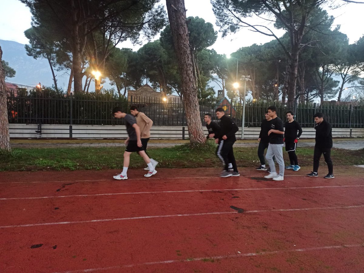 GSB_75YilGM's tweet image. Pomem 💪
#ManisaGençlik
#Pomem
#akademihazırlık