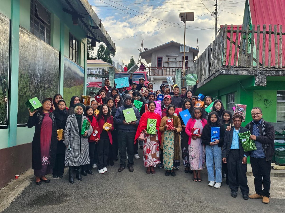 COTAP's tweet image. Merriment in #Mawphlang! Here's a taste of the Khasi Hills REDD+ Project Team's holiday party, complete with a gift exchange, treats, games, and... our favorite... an *artificial* tree 😍 #sdgs #climatechange #climatejustice #naturebasedsolutions #deforestation @Plan_Vivo