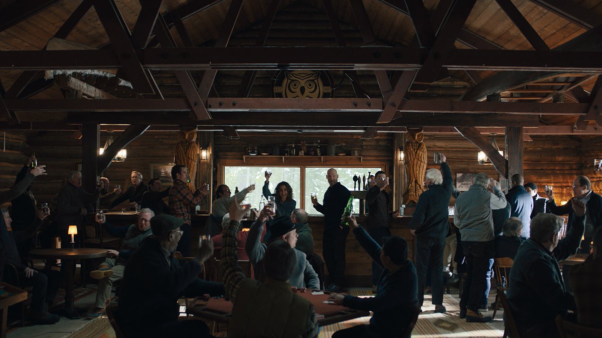 Cheers to a new year! 🥂 #Billions