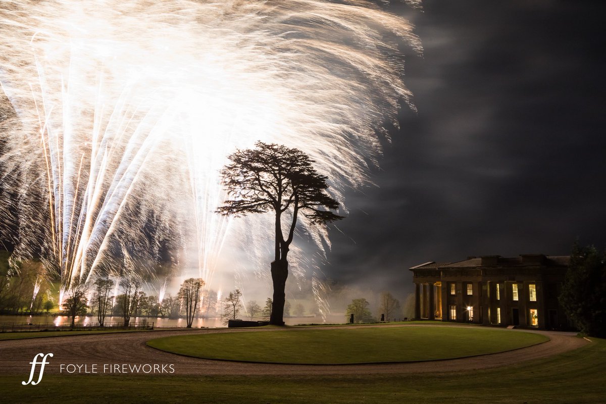 Foyle Fireworks tweet media