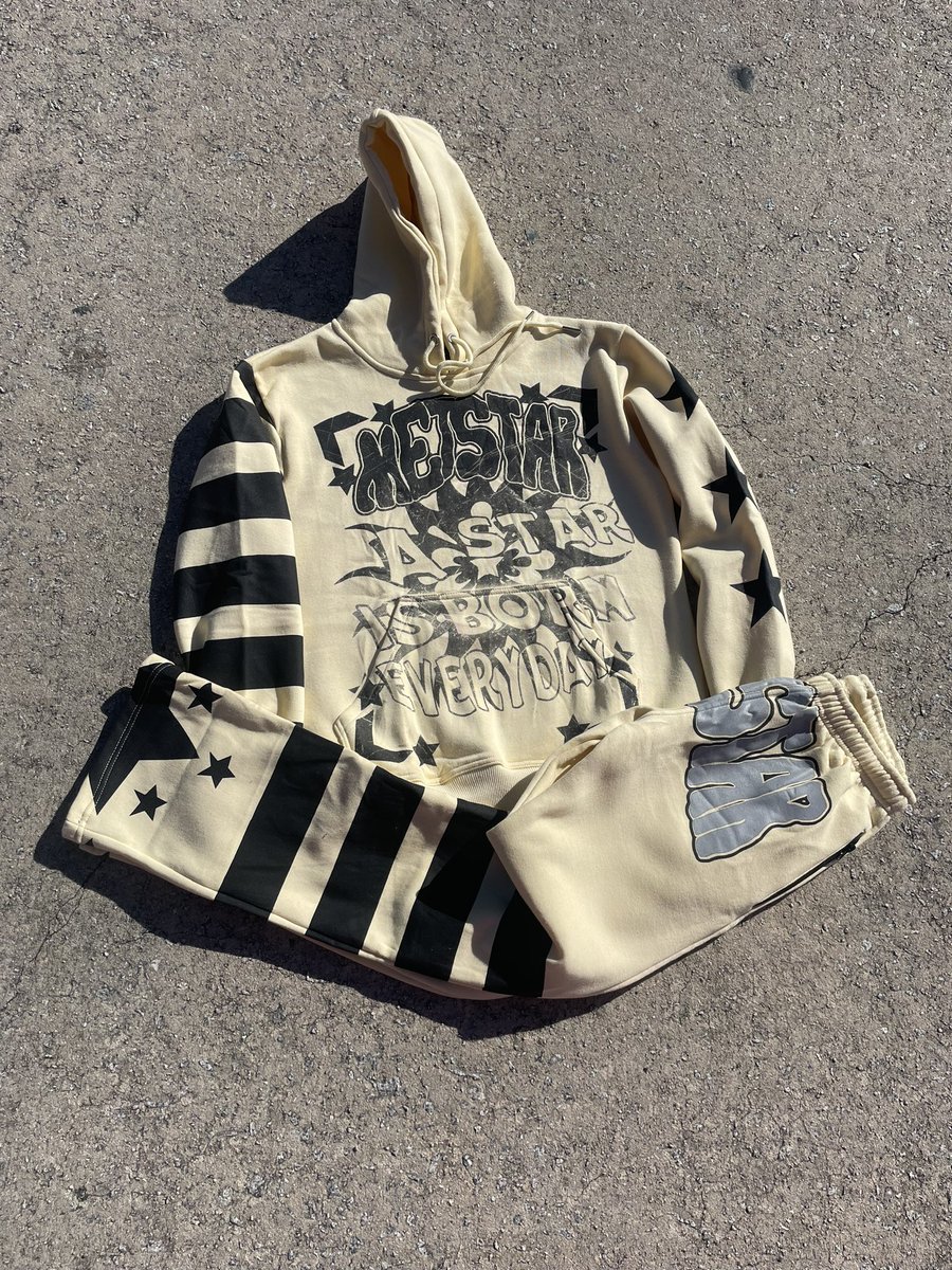 _SPLK's tweet image. MOST RECENT RELEASES! NEW PIECES DROP ONLINE AS WELL AS IN STORE EVERY WEEK. ALL PIECES ARE EXCLUSIVE, SHOP WHILE THEY LAST