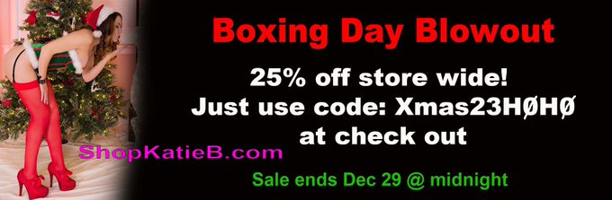 Santa didn't bring you what you wanted ?  https://t.co/NwmfeBF9YZ is having a Boxing Day blowout sale<a href="/tag/myxanniversary"class="tags"><span>#myxanniversary</span></a>
