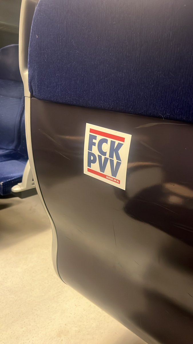 NickRinzema's tweet image. Niet van mij maar ik steun de boodschap #fckpvv