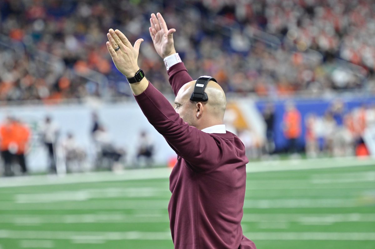 GopherHole's tweet photo. Whatever #Gophers Fleck said at halftime clearly worked!! #HalftimeAdjustments!!! LFG!!! https://t.co/W3KYquSwPs