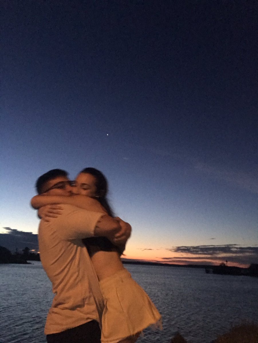 Valennbertoldo's tweet photo. Te amo para siempre💞👫🏻 https://t.co/IXyMrnue3T
