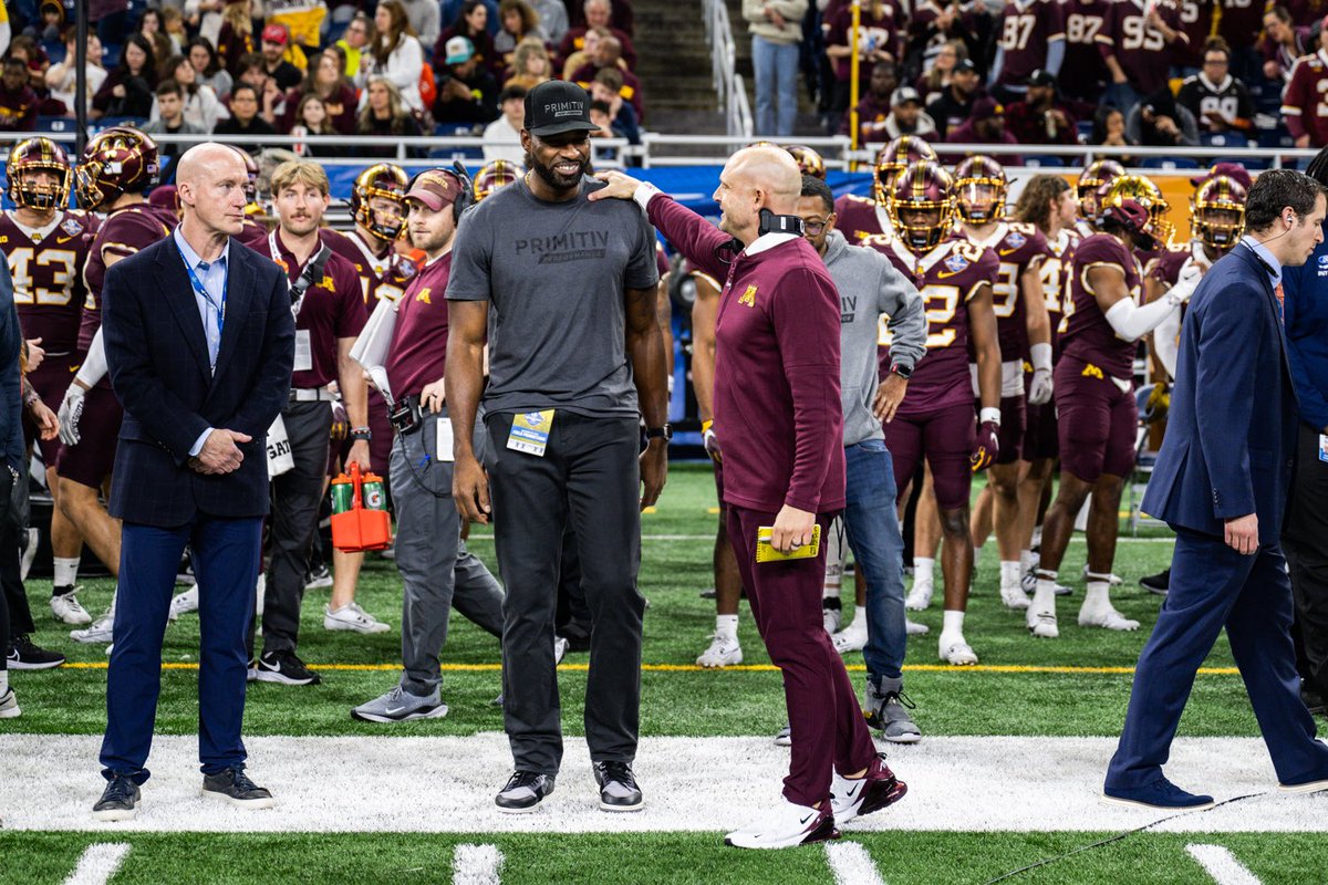 fordfield's tweet photo. We are thrilled to welcome @calvinjohnsonjr back in the house for the @quicklanebowl as Honorary Captain with @PrimitivPerform ❕ https://t.co/DmFRpEtiWo